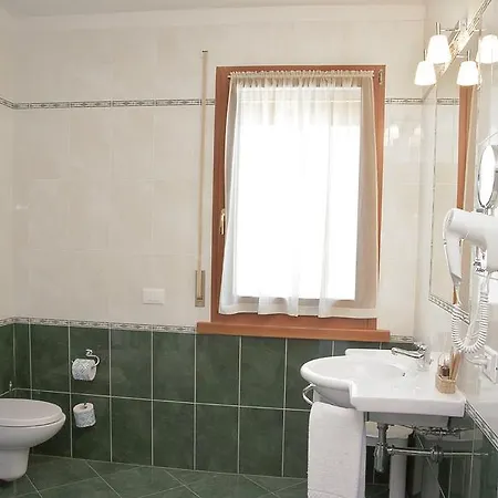 Garni Posta Hotel 3*